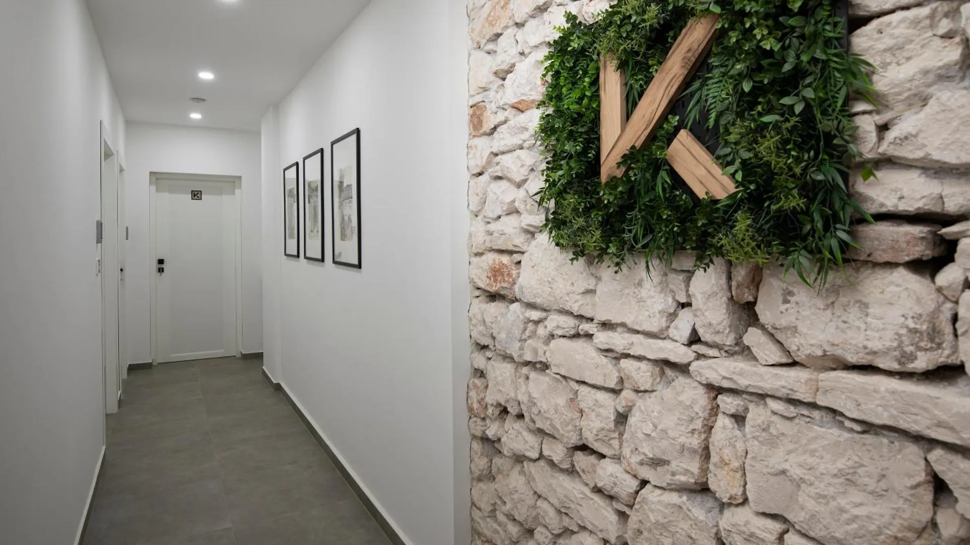 K- Apartments Πούλα